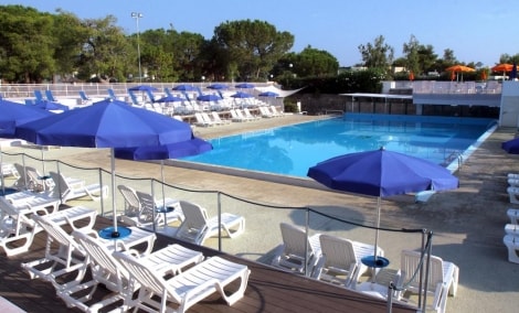 porto giardino resort baseinas 12344