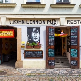 john lenon praha
