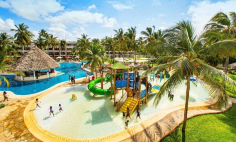 Hotel PrideInn Paradise Beach Resort kalneliai