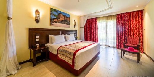 Hotel PrideInn Paradise Beach Resort numeris