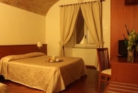 roma priscilla kambariai 14210