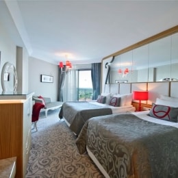 Q Premium Resort kambarys