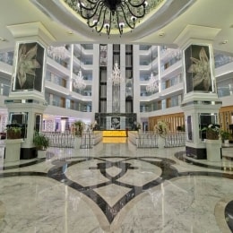 Q Premium Resort lobby