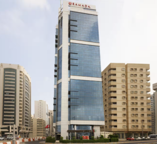 Ramada by Wyndham Abu Dhabi Corniche, viešbutis