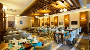 ramada resort side