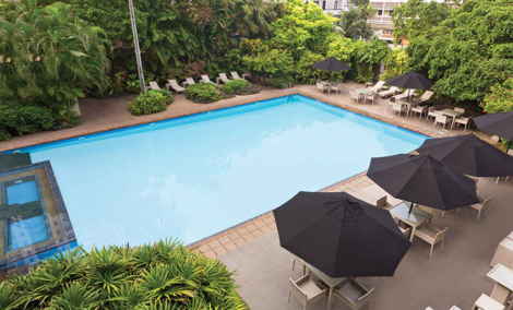 Ramada Colombo, baseinas