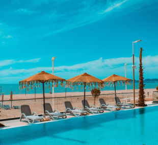 Royal G Lux, gultai