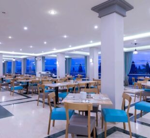 royal imperial belvedere5