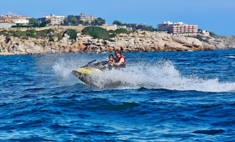 28.Moto aquatica 3395