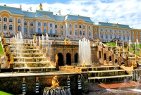 peterhof palace near st petersburg