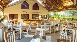 Sansi Kae Beach Resort & Spa restoranas