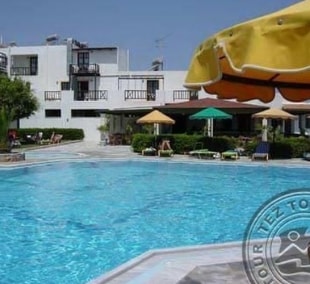 semiramis village hotel baseinas 10115