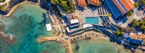 alexandra beach resort
