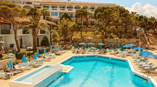 Sentido Alexandra Beach Resort baseinas