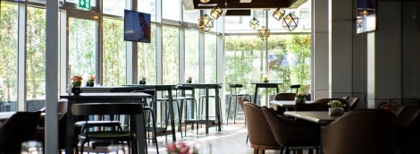 Signature Hotel Apartments and Spa restoranas