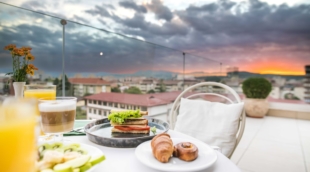 simfonia hotel pusryciai