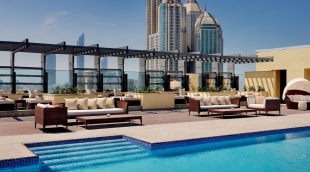 Southern Sun Abu Dhabi baseinas