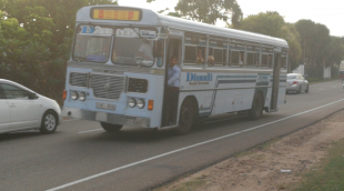 sri lanka autobusas