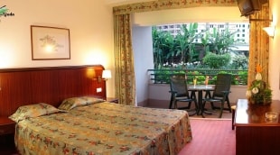 Suite Hotel Jardins da Ajuda 2