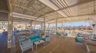Sunrise Garden Beach Resort restoranas