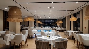 Supreme Hotel & Spa, restoranas