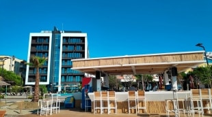 Supreme Hotel & Spa