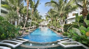 Swiss Belresort Watu Jimbar, baseinas 1