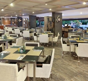 Swiss Belresort Watu Jimbar, restoranas