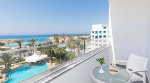 Tasia Maris Beach Hotel vaizdas