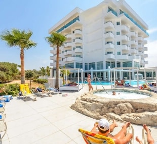 GRLTAMASAN AYIA  Pool area