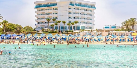 GRLTAMASAN AYIA TOP Beach infront of the hotel