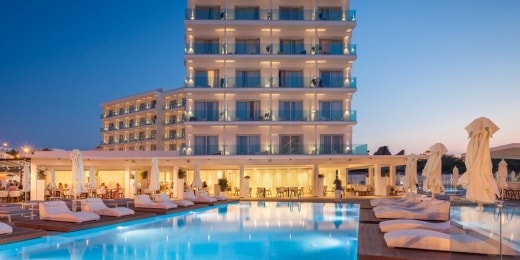 The Blue Ivy Hotel & Suites Kipras