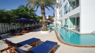 The Palms Kamala Beach, baseinas 3