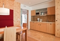 grand appartement kitchen 8171