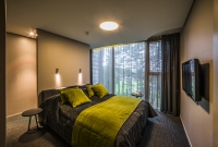 TonyResort šeimos apartamentai miegamasis 2428 2980