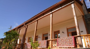 Toon Armeni Guest House terasa
