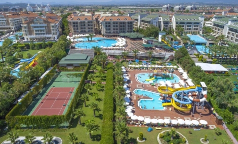 Hotel Turan Prince teritorija