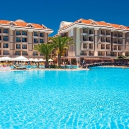Turan Prince Hotel baseinas
