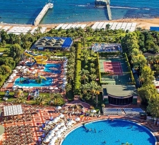 Turan Prince Hotel teritorija