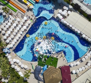 Belek Beach Resort Hotel baseinas is virsaus