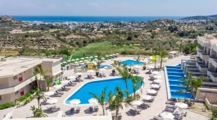 Venezia Resort baseinas