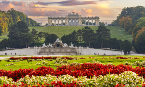 Schonbrunn parkas