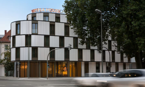 vienna house easy