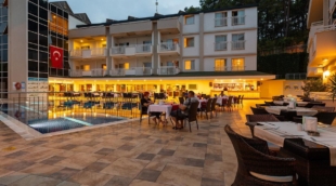 Viking Express Hotel, restoranas