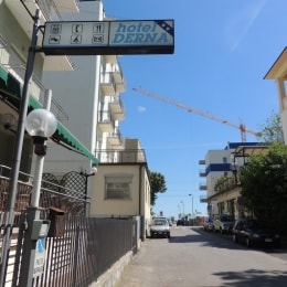 villa derna 8506