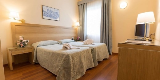 Villa Esperia, kambarys