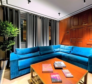 Walton Hotels Galata, sofa