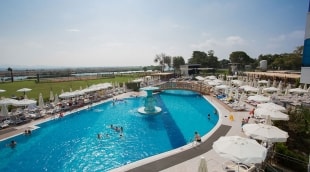 water side resort spa baseinas lauke 9875
