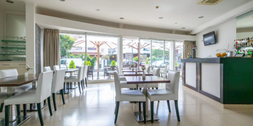 hotel restaurant