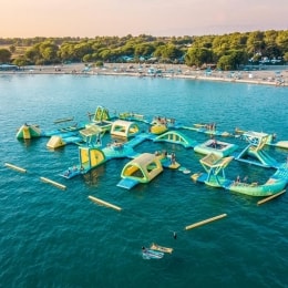 zaton holiday resort vandens pramogos